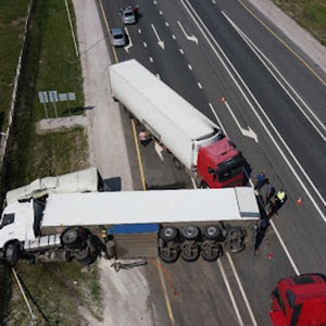 Truck Accidents and Personal Injury Compensation claims in Rhode Island - The Law Office Of Mark B. Morse LLC.